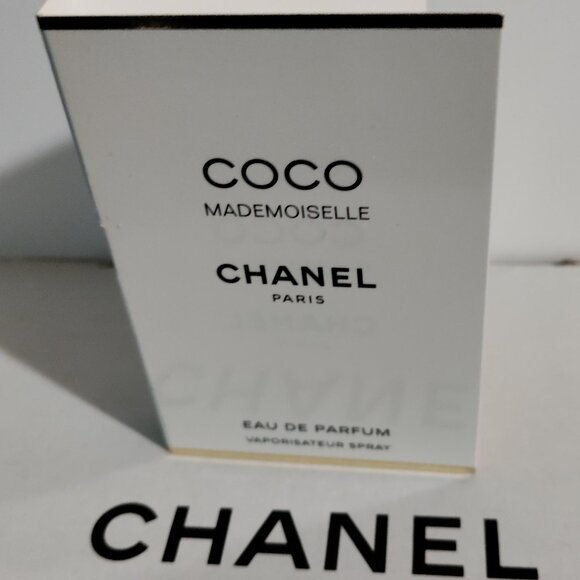COCO CHANEL MADEMOISELLE SAMPLE . NEW - Picture 2 of 5